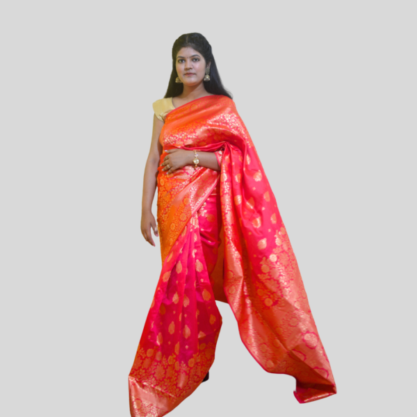 BUY RED BANARSI SAREE FOR WOMEN